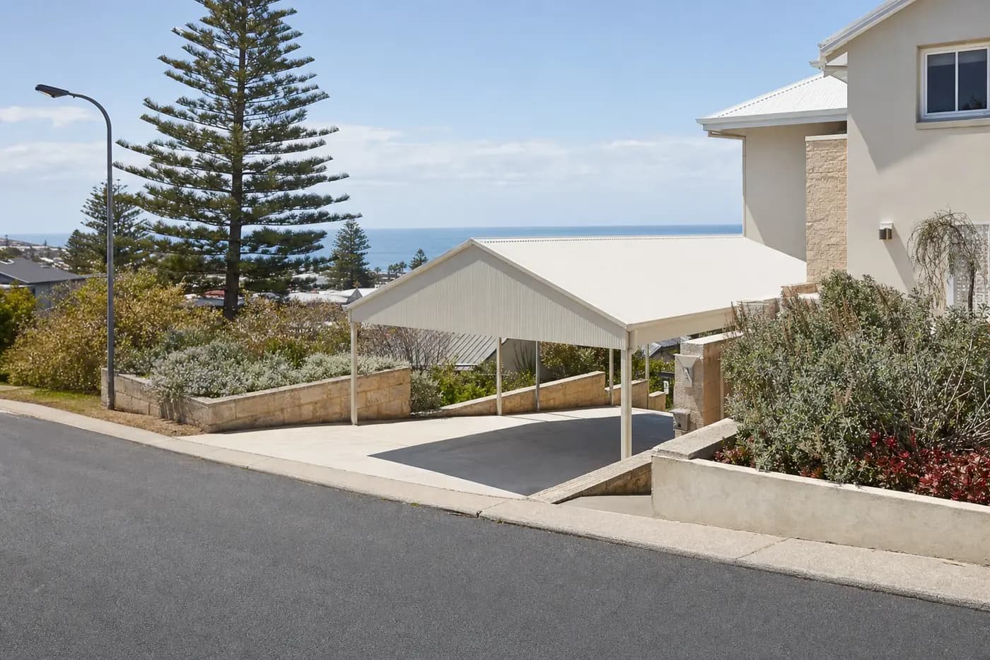 Carport built in Cottesloe, WA, Colorbond steel structure