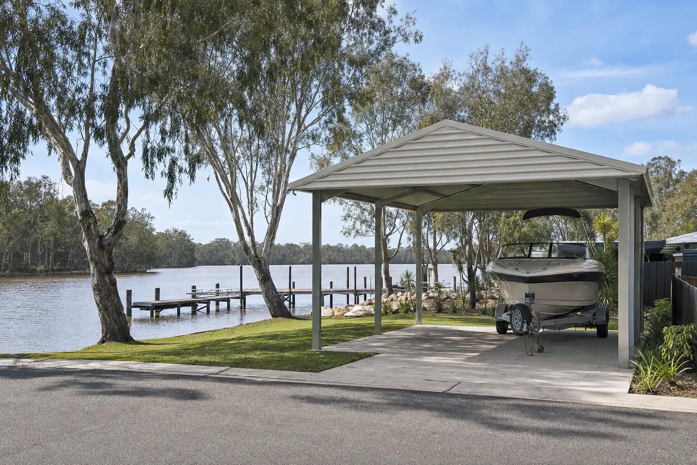 Carport built in Murray, WA, Colorbond steel structure